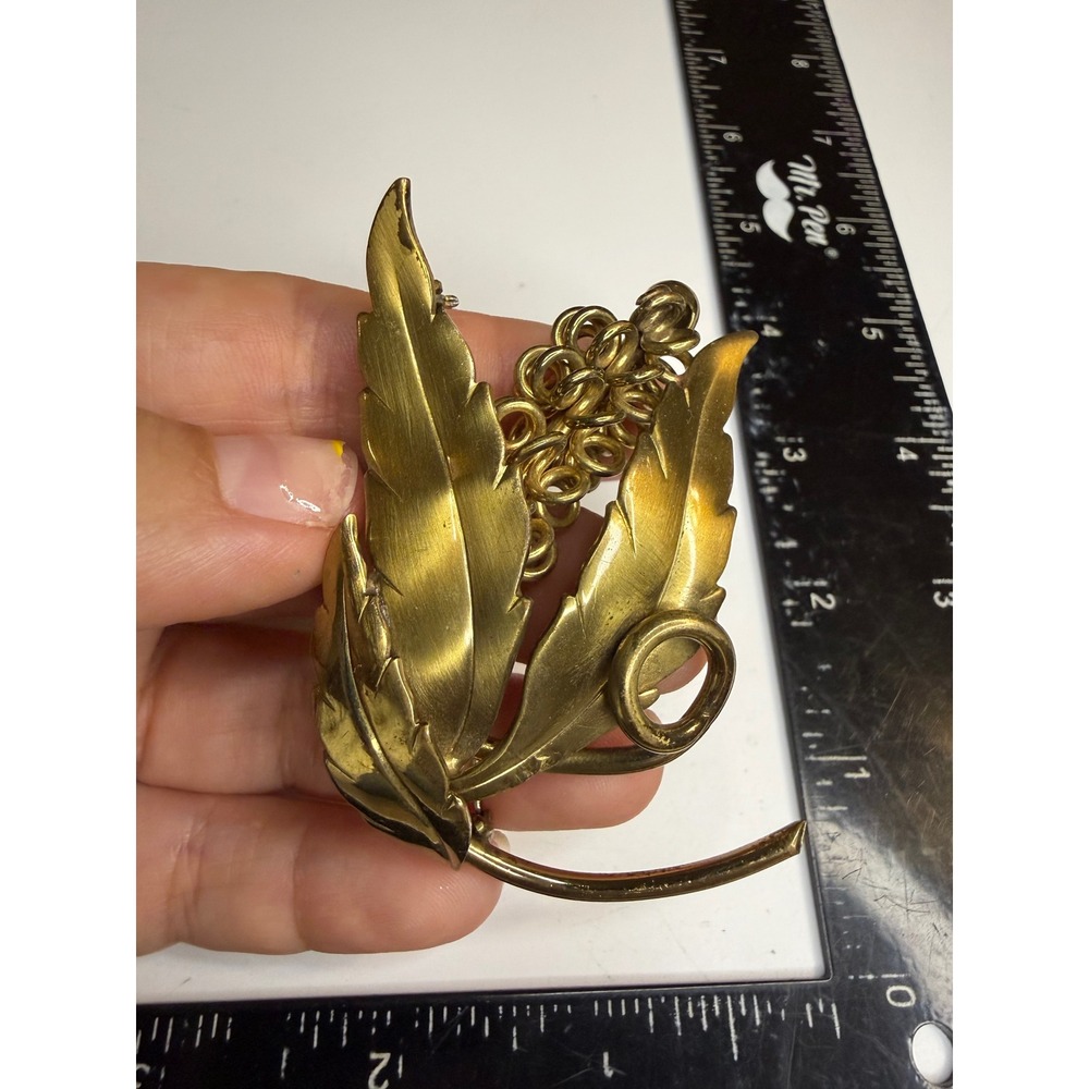 Vintage Gold Tone Leaf Brooch with Coiled Accents Botanical Pin 3.25 Inch